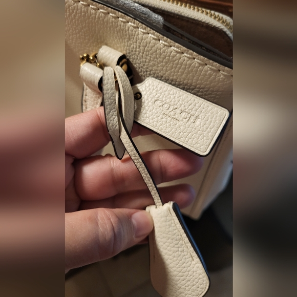 EUC Coach BROOKE Carryall 28 In CHALK   Handbag / Crossbody - Picture 11 of 16